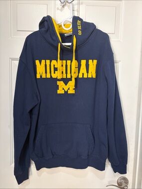 MICHIGAN Pullover Hoodie Navy and Gold